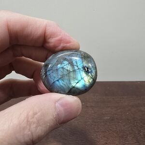 Labradorite Crystal Palmstone #F